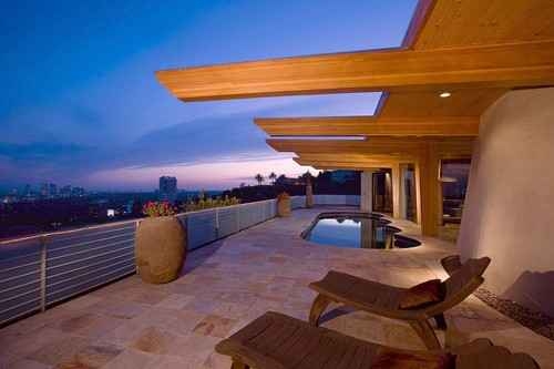 Eladó ház - Bemutatjuk Christina Aguilera Hollywood Hills-i házát