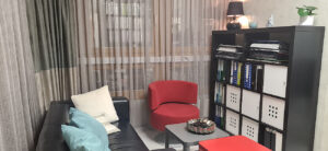 Új irodába költözött a Junior Art Center