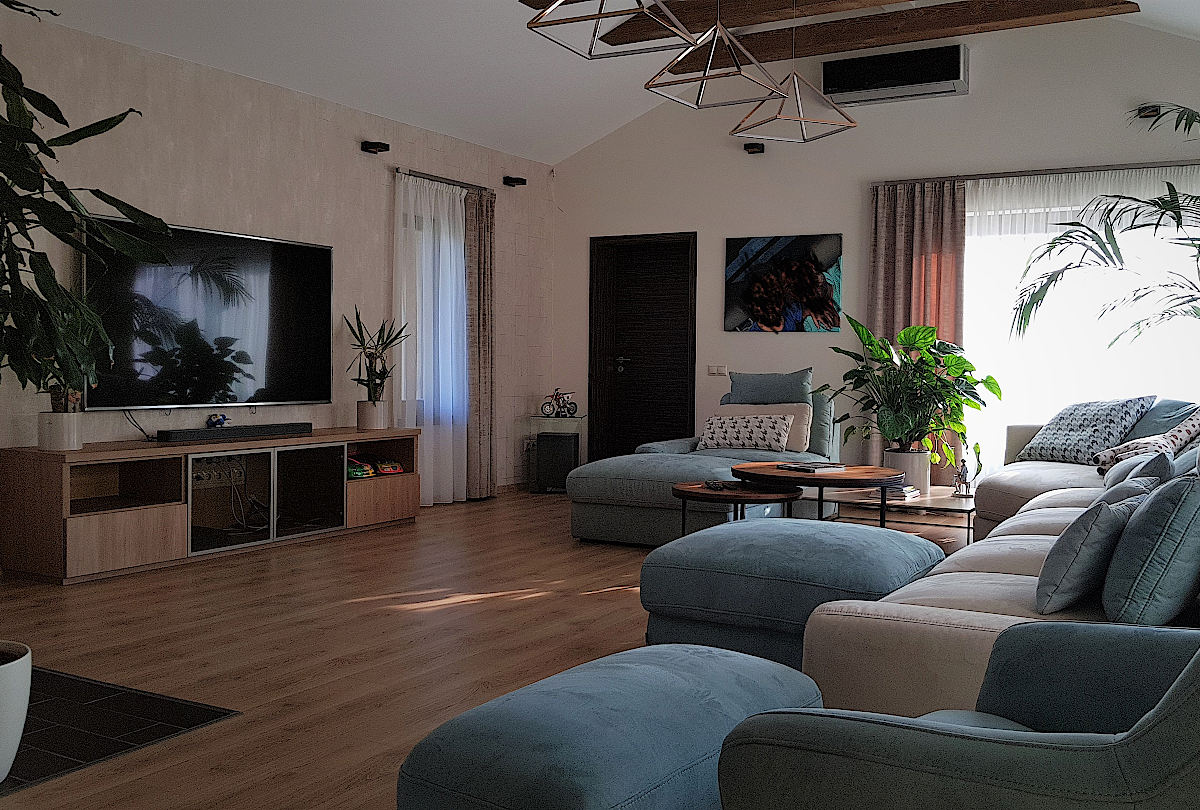 Vónya Tímea – Modern mediterrán családi ház