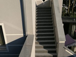 Murexin Kft. - Kőszőnyeg lerakása Murexin anyagokkal