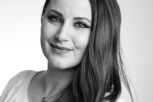 Vörös Elvira
