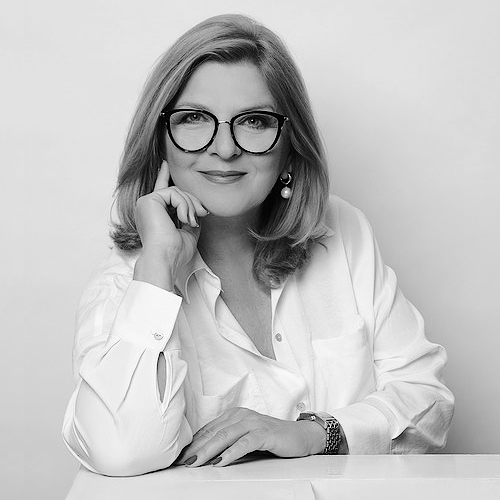 Dévényi Kathy