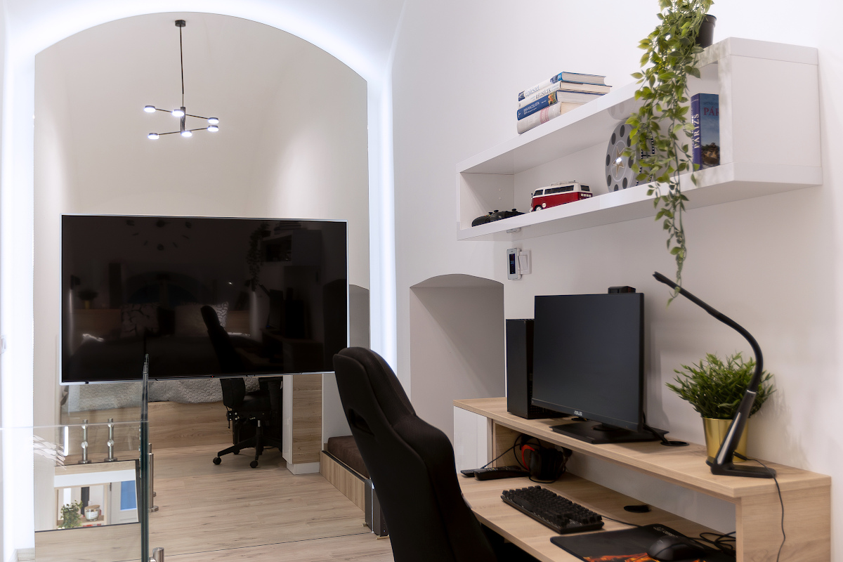 Sallak Andrea-Bravúr 15 négyzetméteren a Vízivárosban