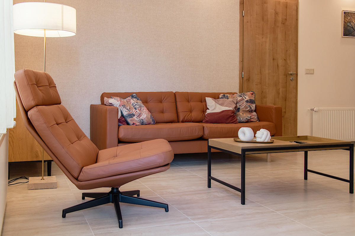 Banyár Enikő – Kiadásra szánt lakás a belvárosban