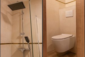 Banyár Enikő – Kiadásra szánt lakás a belvárosban