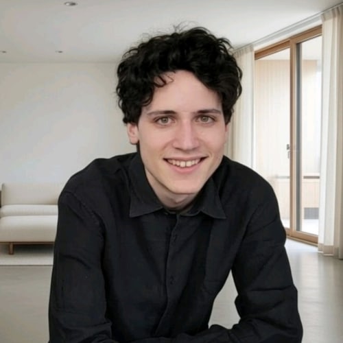 H&eacute;der M&aacute;t&eacute;