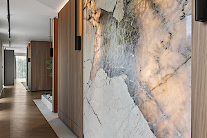 Multistone Center - Természetes vagy technikai kő? Tervezői szempontok a jó választáshoz