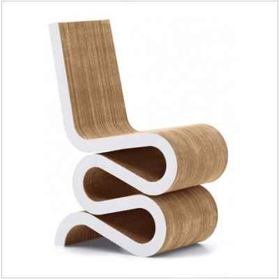 Frank Gehry: Wiggle-chair