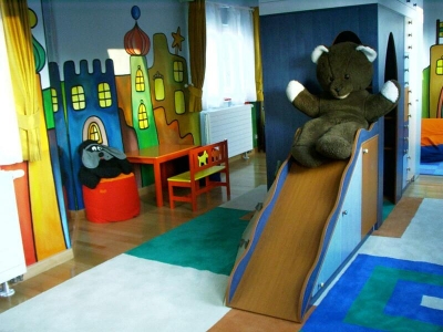Gyermekszoba a tetőtérben - csúszda